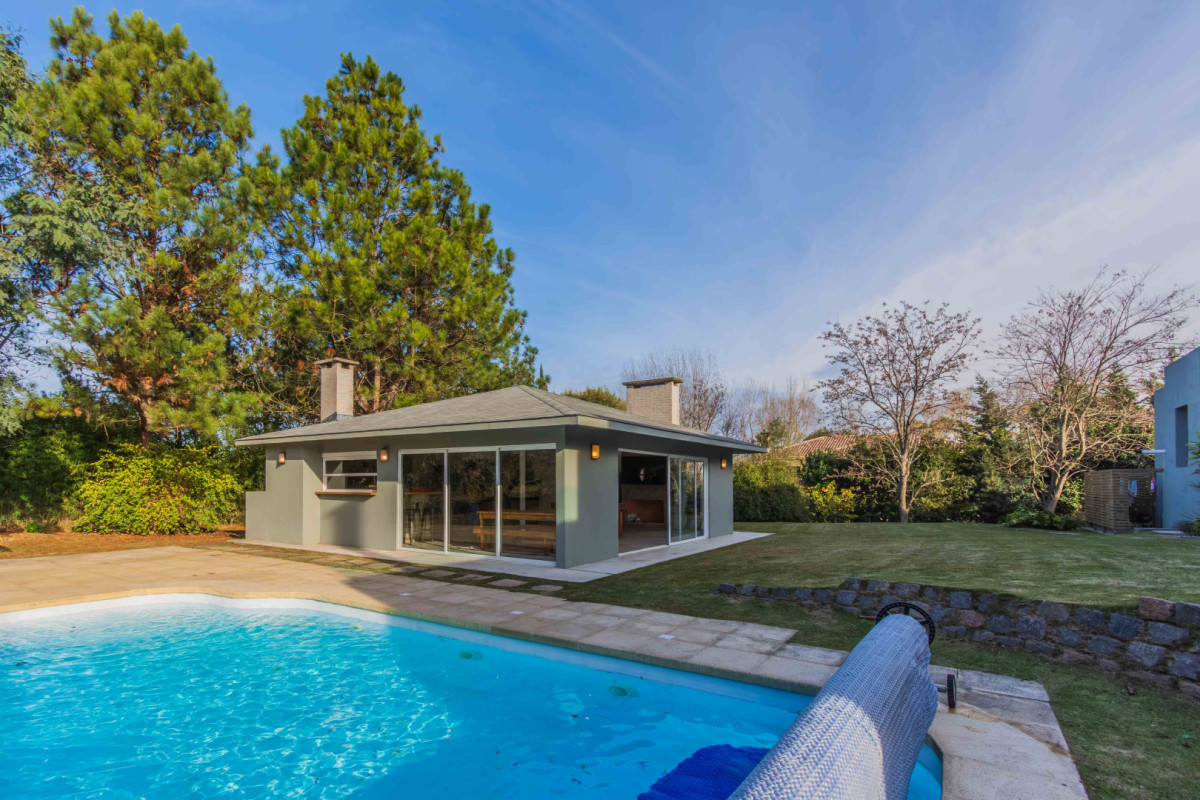 Casa ID.85480 - Casa 4 Dormitorios En Venta Barrio Privado Carmel