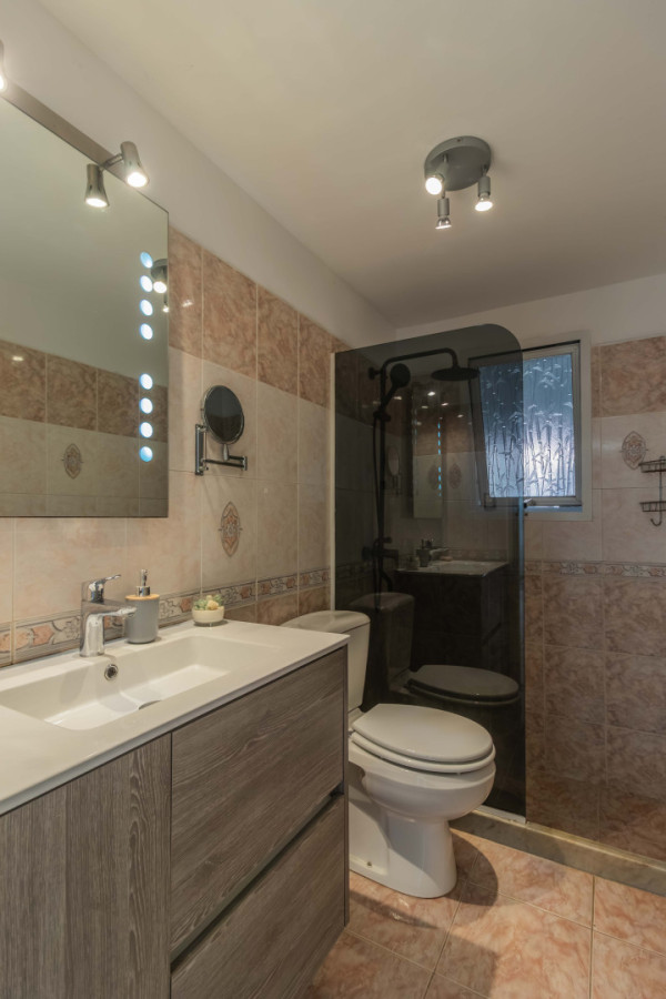 Casa ID.85530 - Casa amoblada en alquiler en Lomas de La Tahona | 4 dormitorios + escritorio, piscina y barbacoa