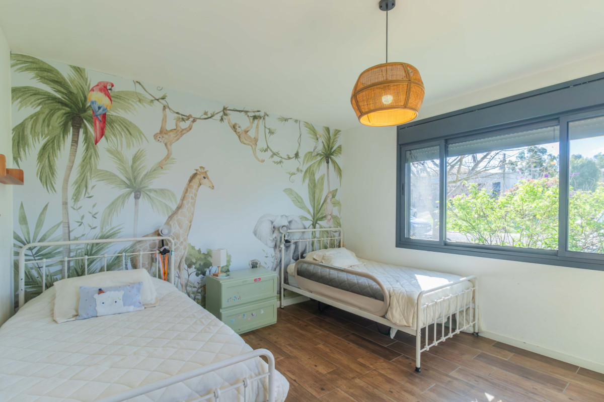 Casa ID.85520 - Venta espectacular casa en Mirador de la Tahona con jardín con piscina y galería con parrillero