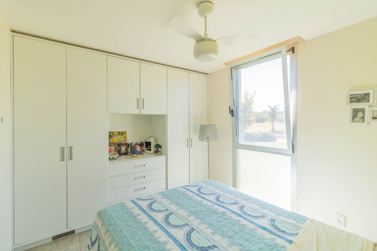 Casa ID.54005 - Casa en Venta de 4 Dormitorios Vista al Lago Barrio Privado Colinas De Carrasco