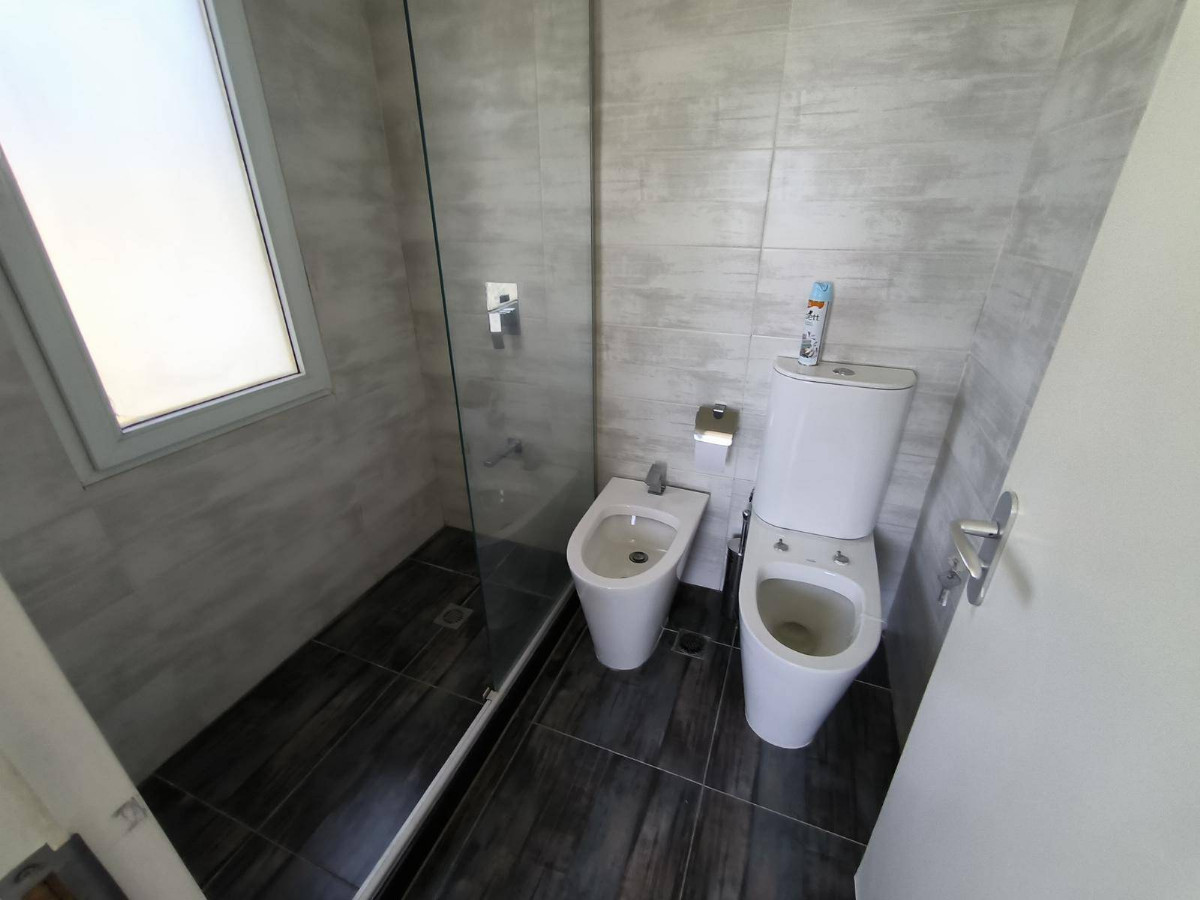 Casa ID.57496 - Casa en venta de 3 dormitorios c/ cochera en La Tahona