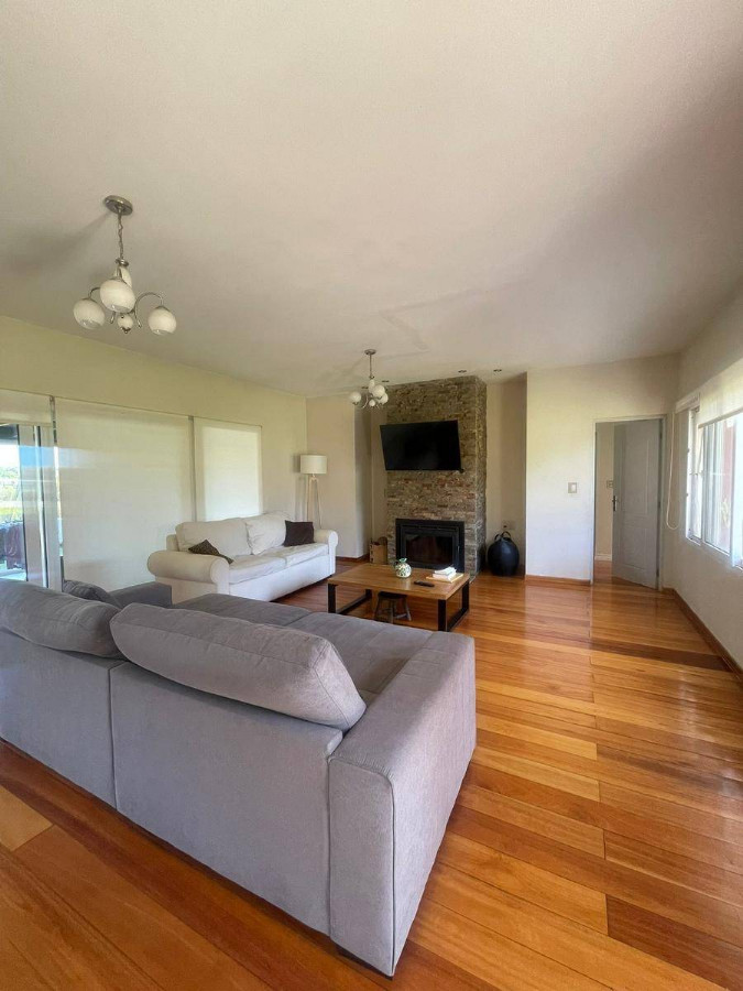 Casa ID.57507 - Venta Casa 3 dormitorios con Renta en Altos de la Tahona