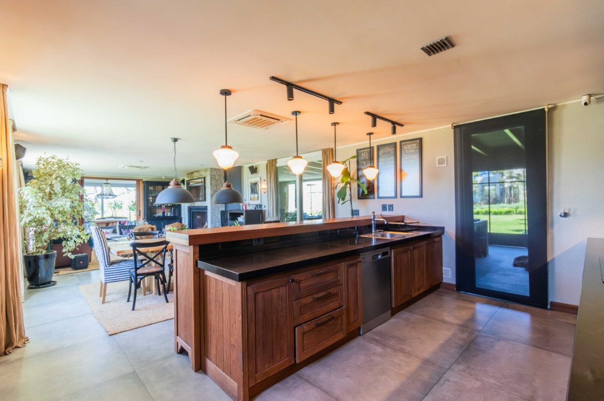 Casa ID.57519 - Casa en venta de 3 dormitorios c/ cochera en Carmel