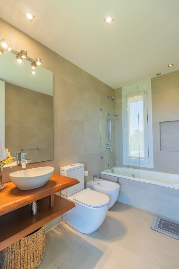 Casa ID.57519 - Casa en venta de 3 dormitorios c/ cochera en Carmel