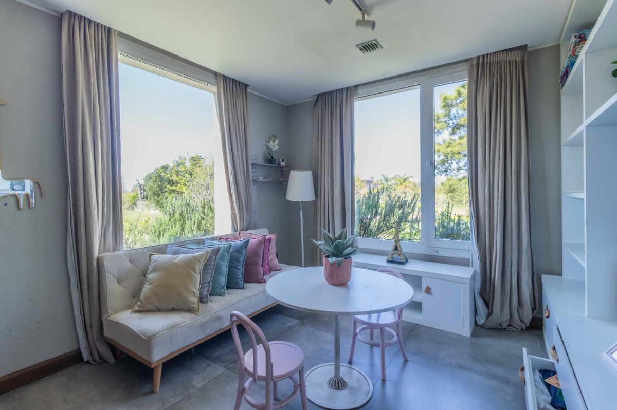 Casa ID.57519 - Casa en venta de 3 dormitorios c/ cochera en Carmel