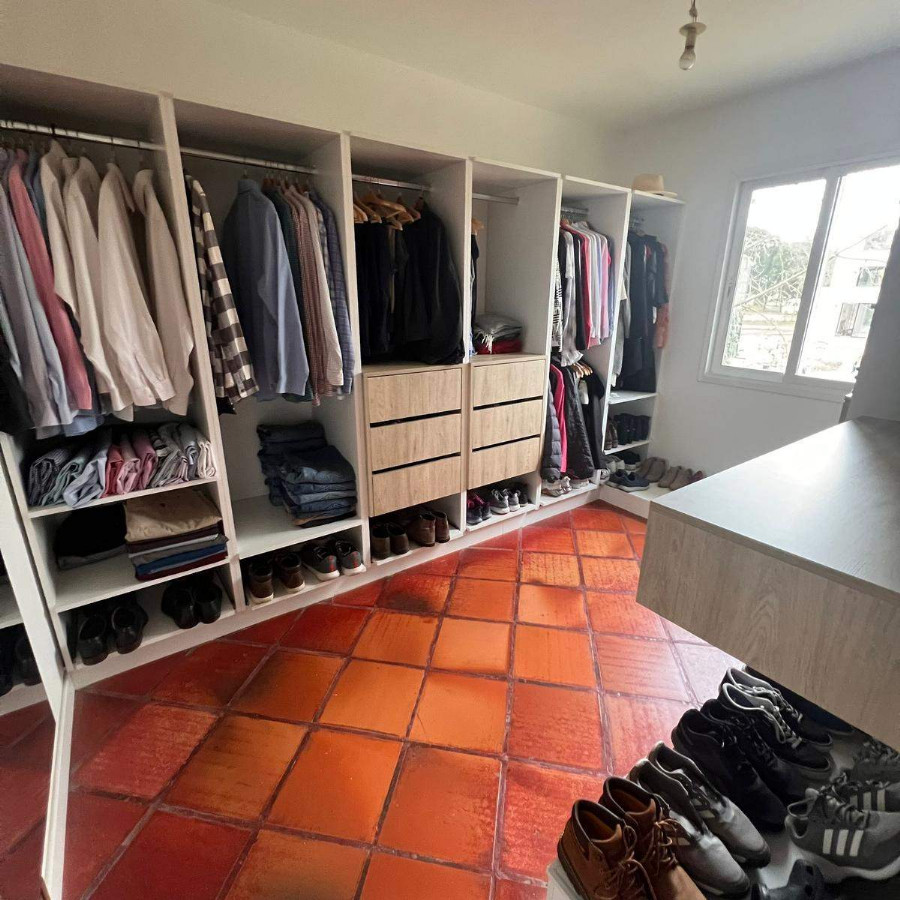 Casa ID.57530 - Casa en venta de 4 dormitorios c/ cochera en La Tahona