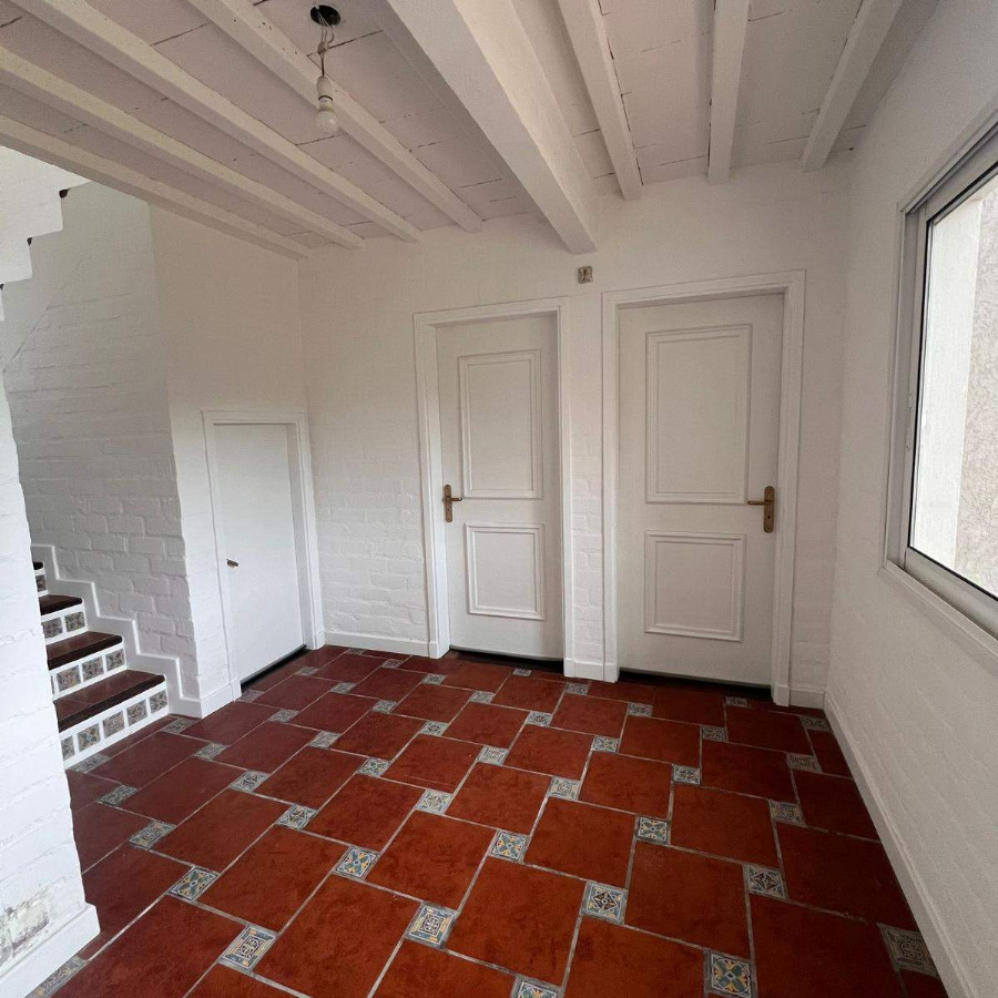 Casa ID.57530 - Casa en venta de 4 dormitorios c/ cochera en La Tahona