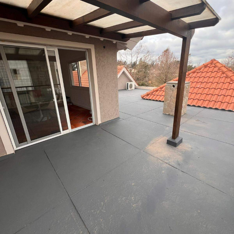 Casa ID.57530 - Casa en venta de 4 dormitorios c/ cochera en La Tahona