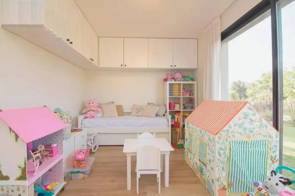 Casa ID.59565 - Casa en venta de 4 dormitorios en Colinas De Carrasco