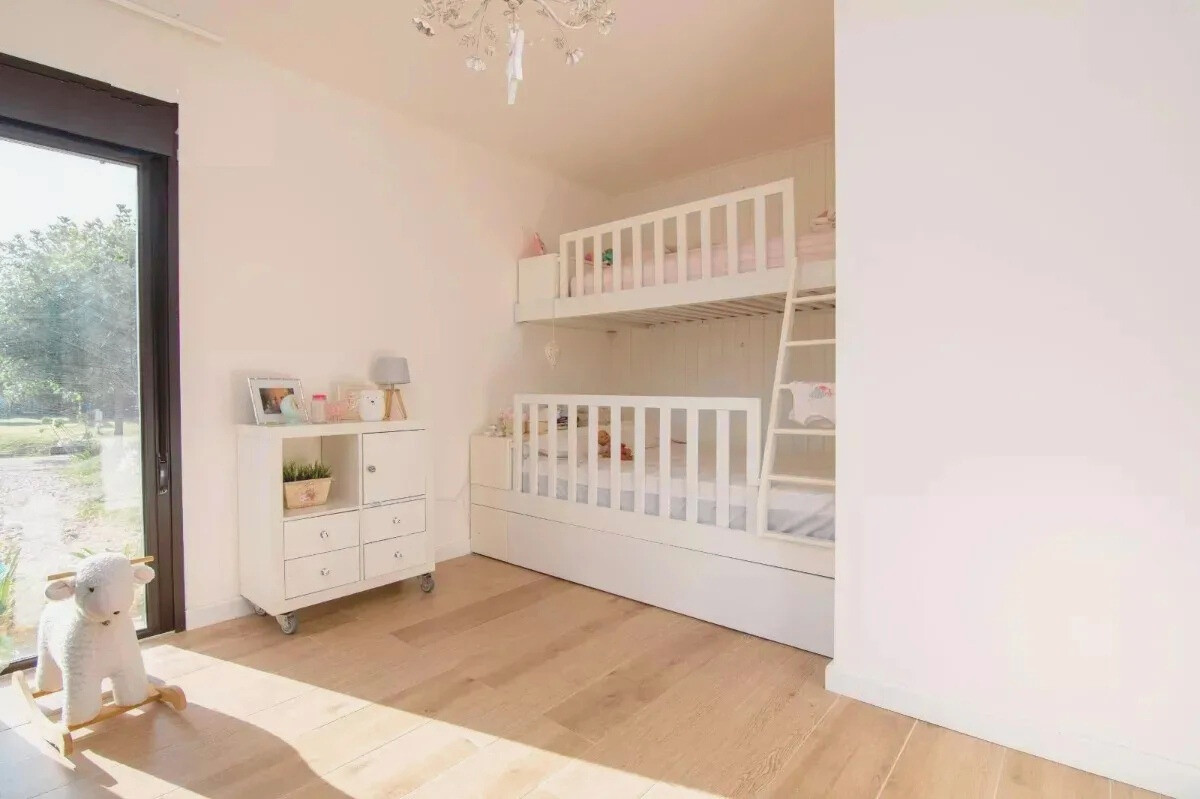 Casa ID.60793 - Casa en alquiler de 4 dormitorios en Colinas De Carrasco