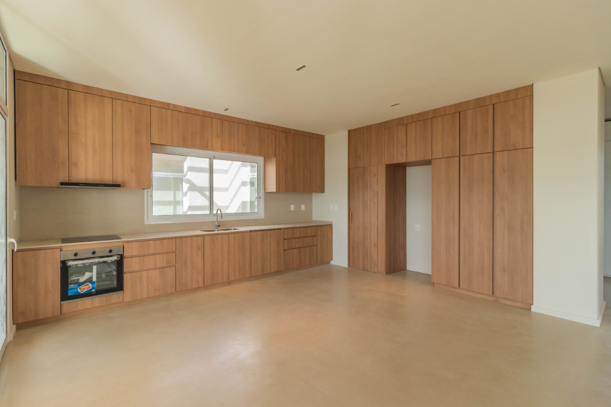 Casa ID.62979 - Casa en venta de 3 dormitorios c/ cochera en Cavas de la Tahona