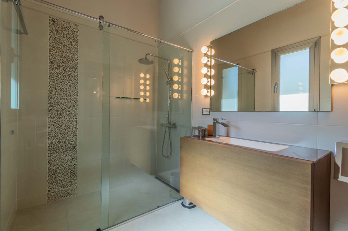 Casa ID.71568 - Casa en venta c/ cochera en Solis