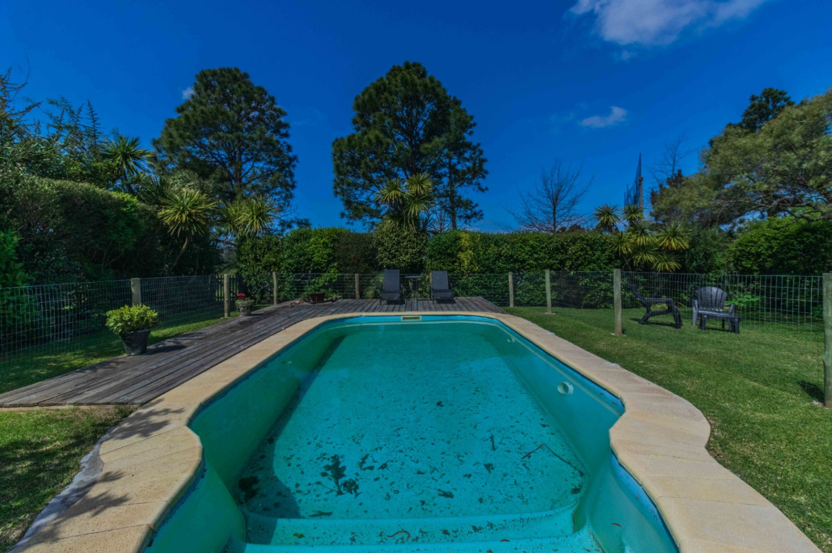 Casa ID.72215 - Casa en venta c/ cochera en Lomas de la Tahona