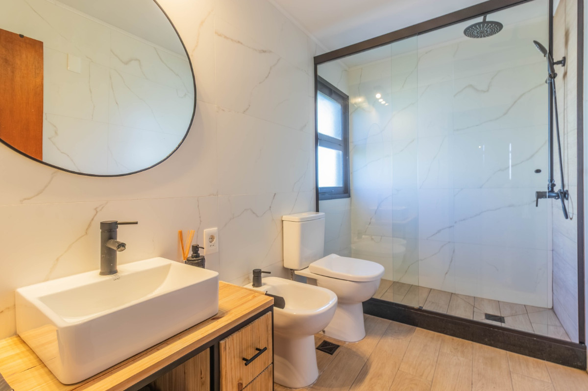 Casa ID.72215 - Casa en venta c/ cochera en Lomas de la Tahona