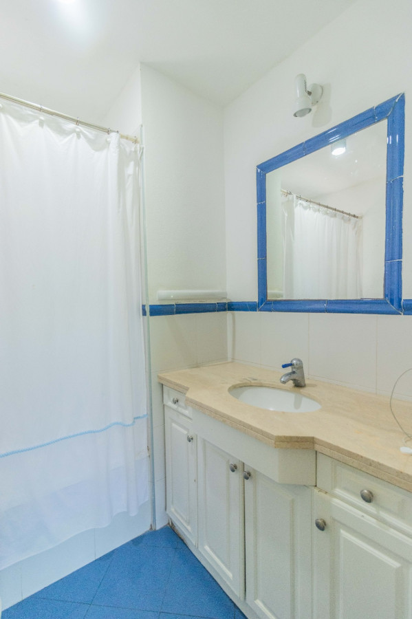 Casa ID.73821 - Casa en venta c/ cochera en Lomas de la Tahona