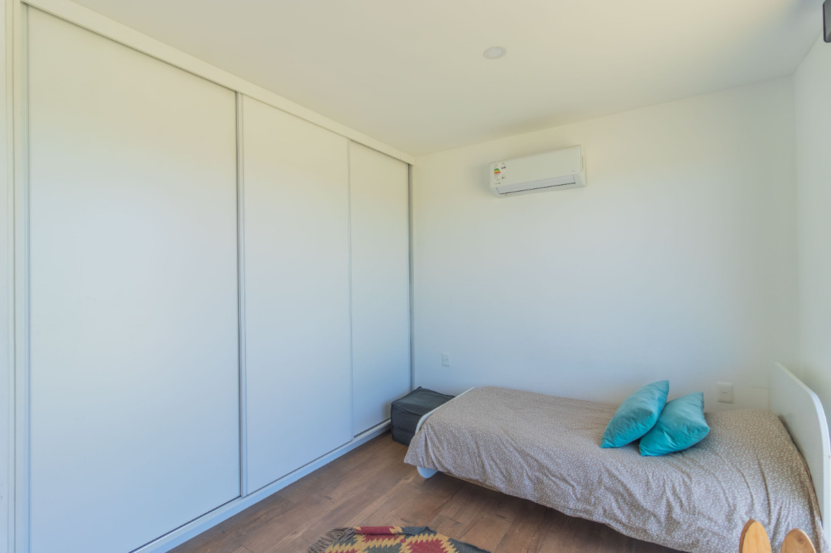 Casa ID.74178 - Casa en venta c/ cochera en La Juana