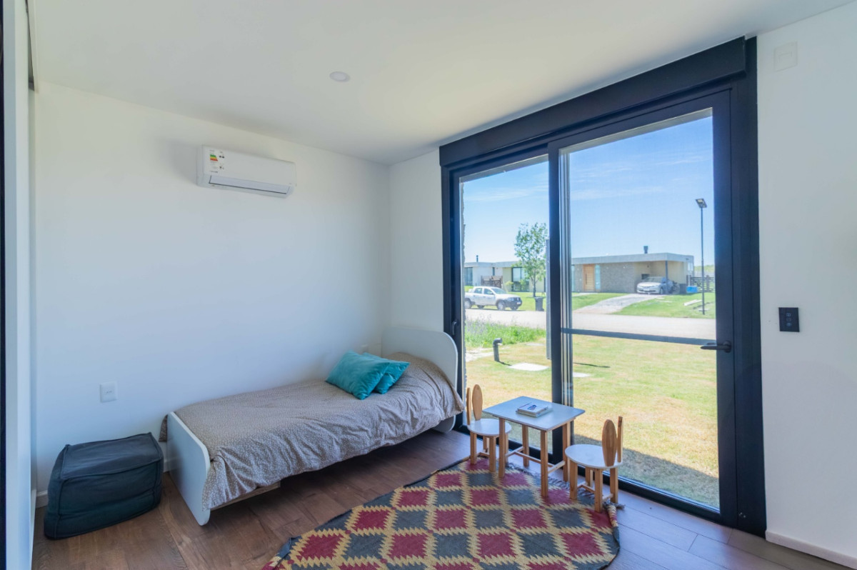 Casa ID.74178 - Casa en venta c/ cochera en La Juana