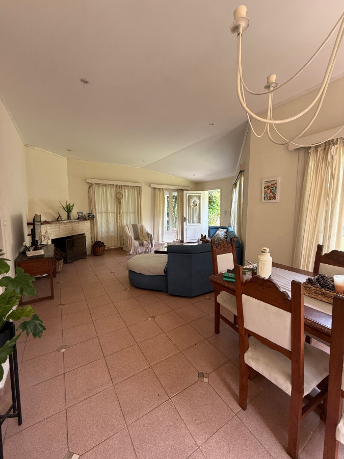 Casa ID.81296 - Casa en venta 3 dorm, 2 baños + Apto de Huespedes, en Cantegril, Punta del Este.
