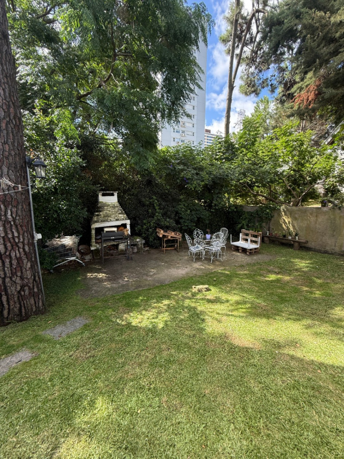 Casa ID.81296 - Casa en venta 3 dorm, 2 baños + Apto de Huespedes, en Cantegril, Punta del Este.