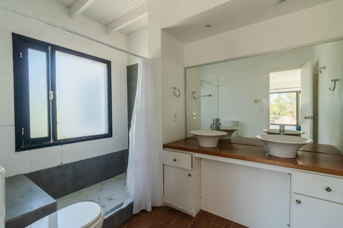 Casa ID.82450 - Casa en venta c/ cochera en La Tahona