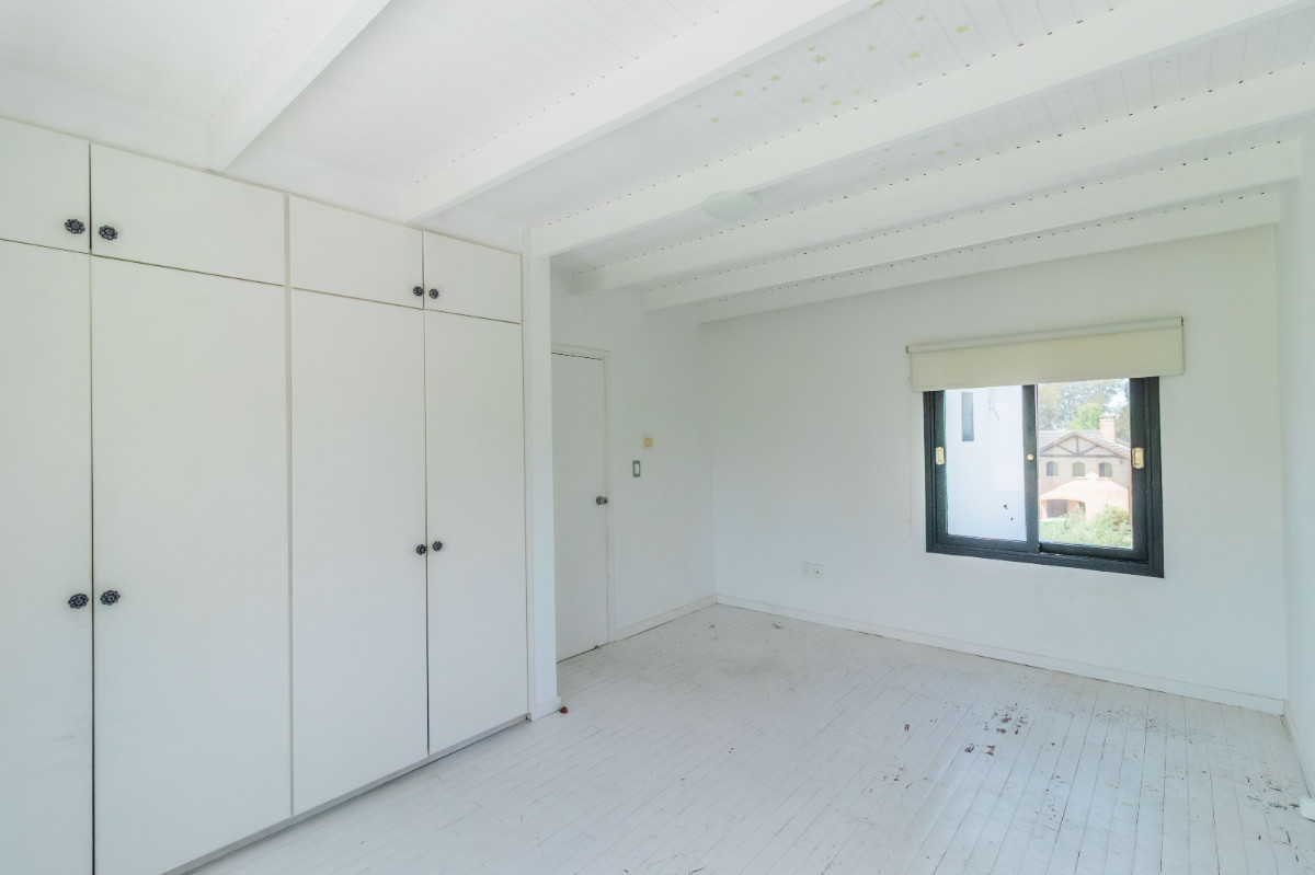 Casa ID.82450 - Casa en venta c/ cochera en La Tahona