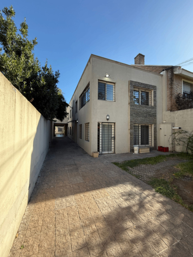 Casa ID.83194 - Casa en alquiler 2 dorm, 2 baños, cochera, en el Prado.