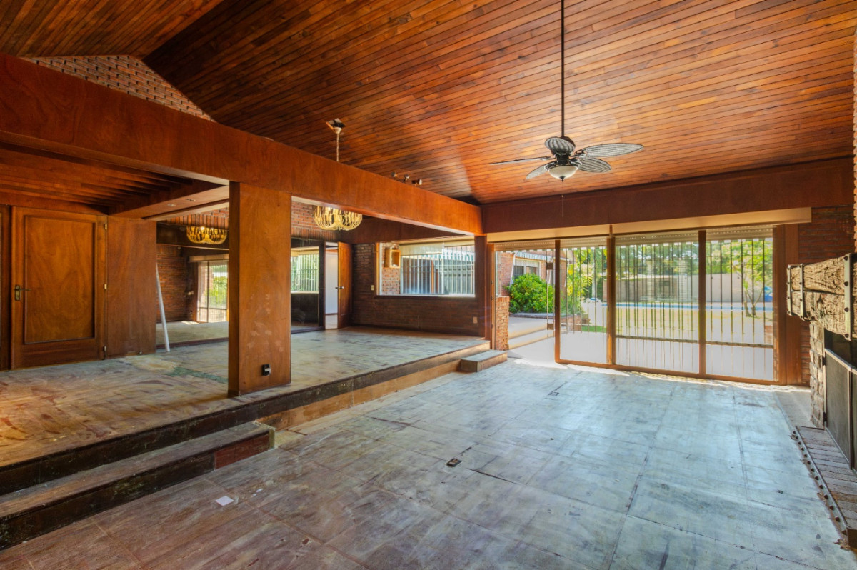 Casa ID.83703 - Casa en venta, sobre Almirante Harwood barrio Carrasco Sur