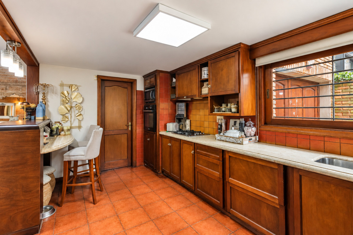 Casa ID.85525 - Casa Padron Unico 3 Dormitorios + Servicio con piscina en Carrasco