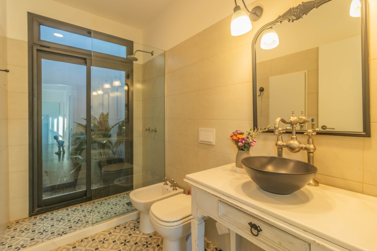 Casa ID.85520 - Venta espectacular casa en Mirador de la Tahona con jardín con piscina y galería con parrillero