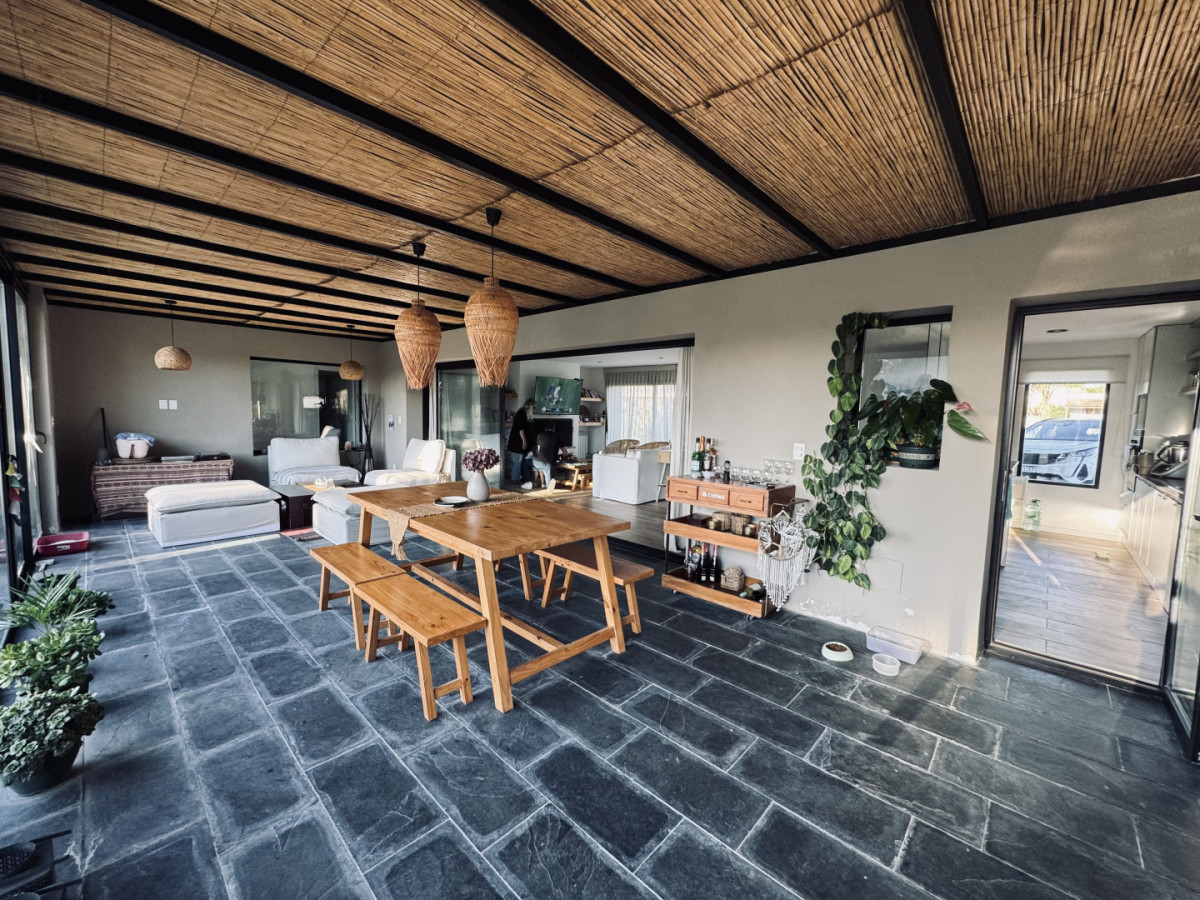 Casa ID.85429 - Casa en venta 3 dormitorios en Colinas de Carrasco