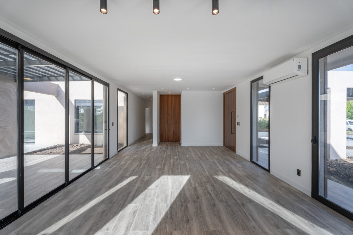 Casa ID.85494 - CASA A ESTRENAR EN VIÑEDOS DE LA TAHONA construcción tradicional