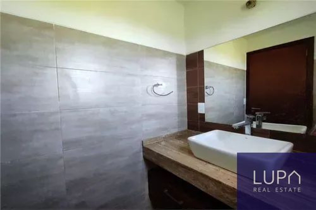 Casa ID.85420 - Casa en alquiler de 4 dormitorios c/ cochera en Barrio Colinas De Carrasco