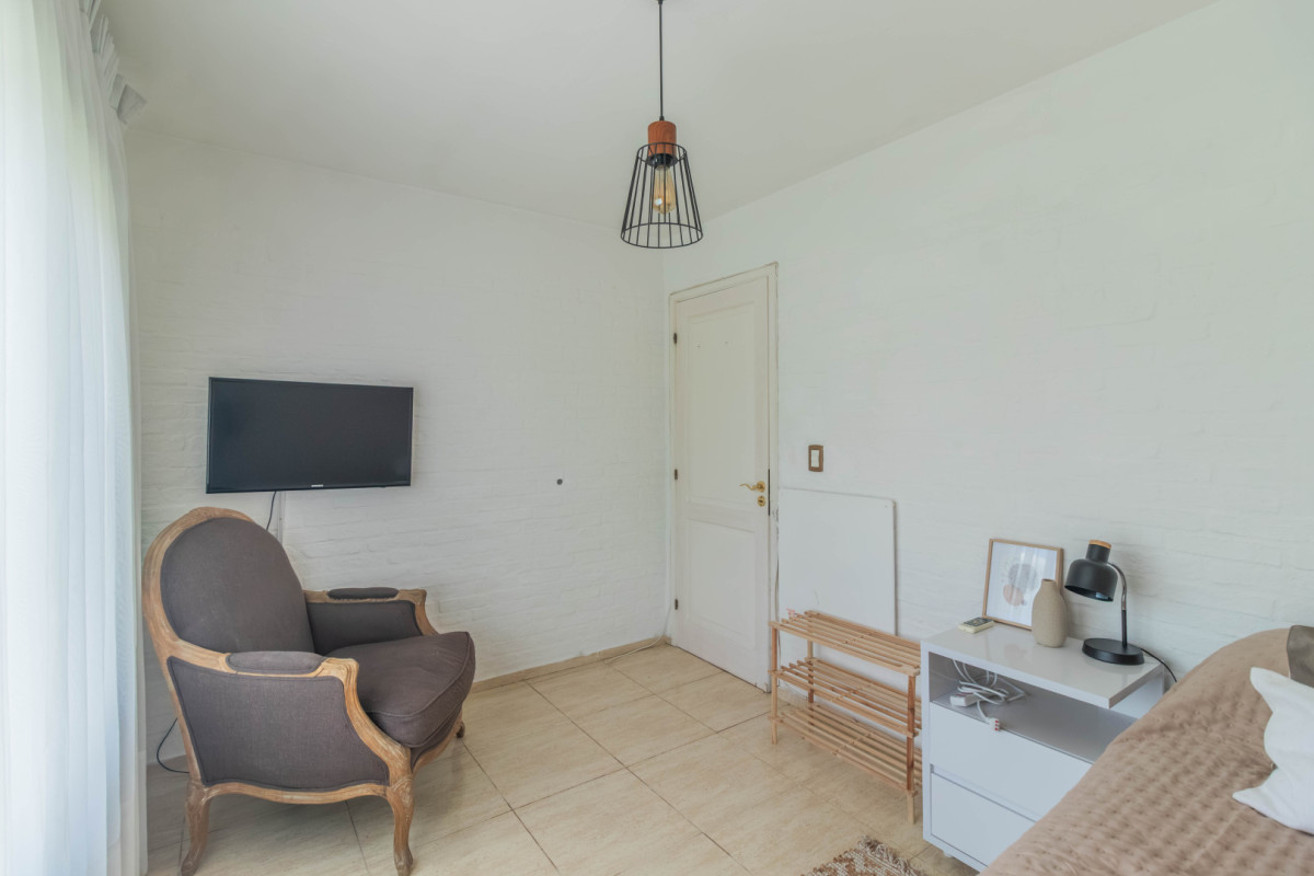 Casa ID.85530 - Casa amoblada en alquiler en Lomas de La Tahona | 4 dormitorios + escritorio, piscina y barbacoa