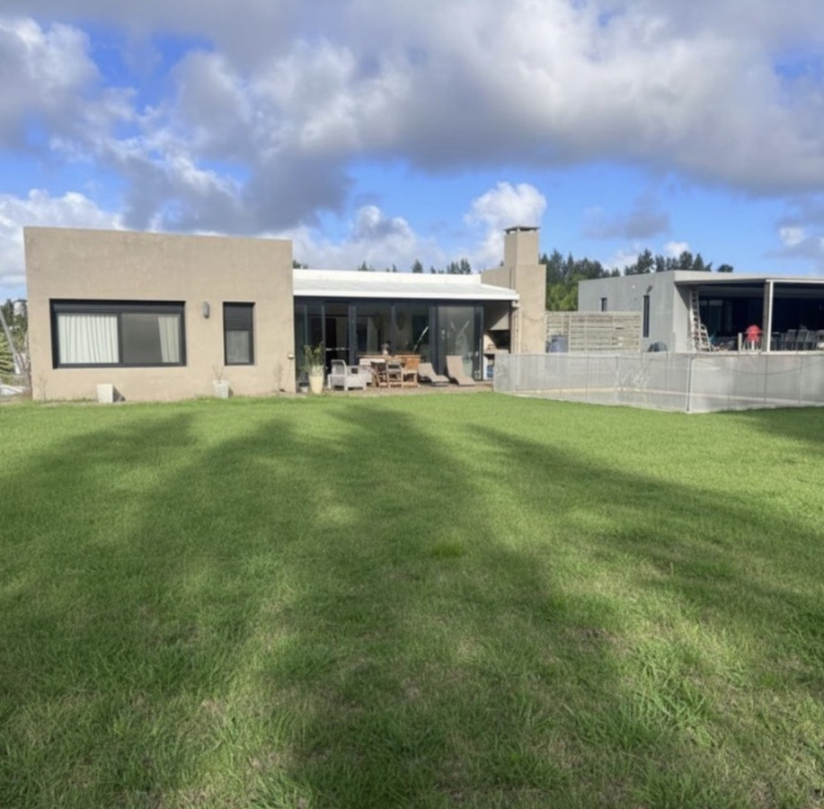 Casa ID.85429 - Casa en venta 3 dormitorios en Colinas de Carrasco