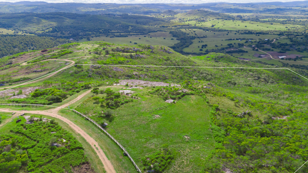 Chacra ID.85439 - Chacra de 5 has en Pueblo Eden