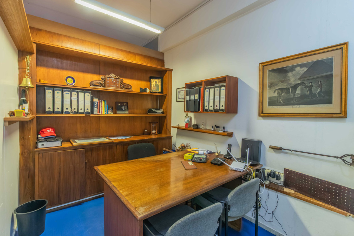Local Comercial ID.85440 - Venta de Local Comercial en el Centro
