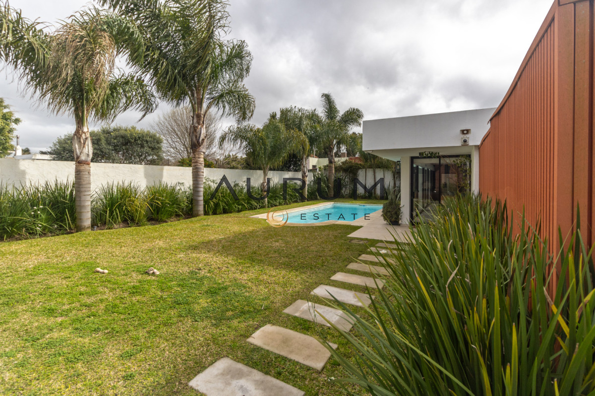 Casa ID.1 - EXCELENTE PROPIEDAD EN VENTA