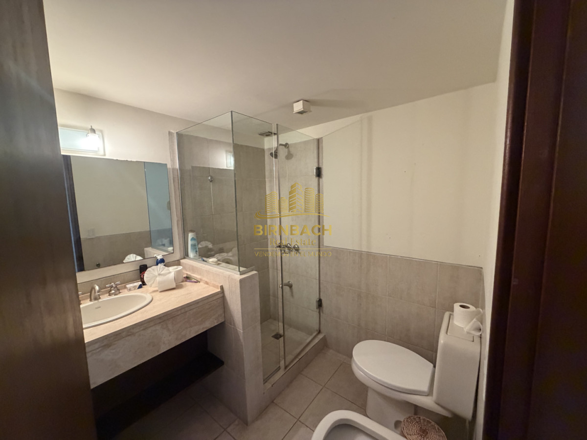 Casa ID.66 - Casa de 5 Dormitorios en Solanas Punta del Este, Venta