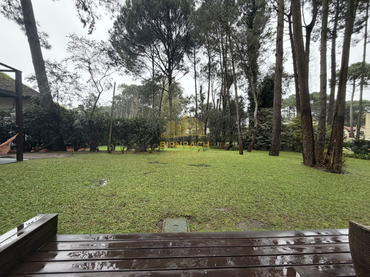 Casa ID.66 - Casa de 5 Dormitorios en Solanas Punta del Este, Venta