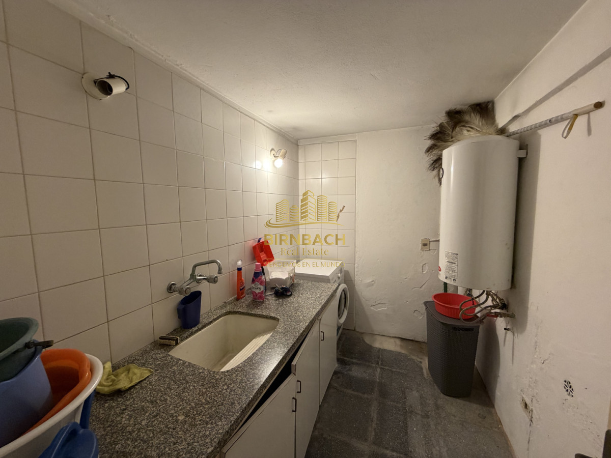 Casa ID.71 - Casa de Seis Dormitorios Frente al Mar en Solanas Punta Ballena, en Venta