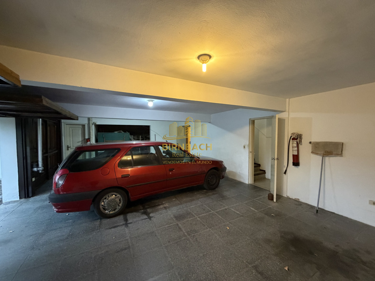 Casa ID.71 - Casa de Seis Dormitorios Frente al Mar en Solanas Punta Ballena, en Venta