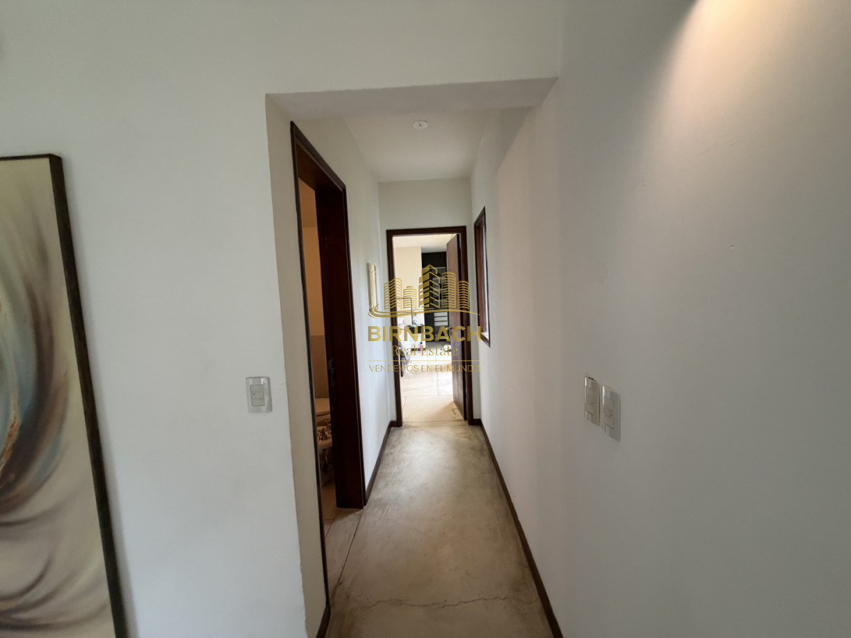 Casa ID.66 - Casa de 5 Dormitorios en Solanas Punta del Este, Venta