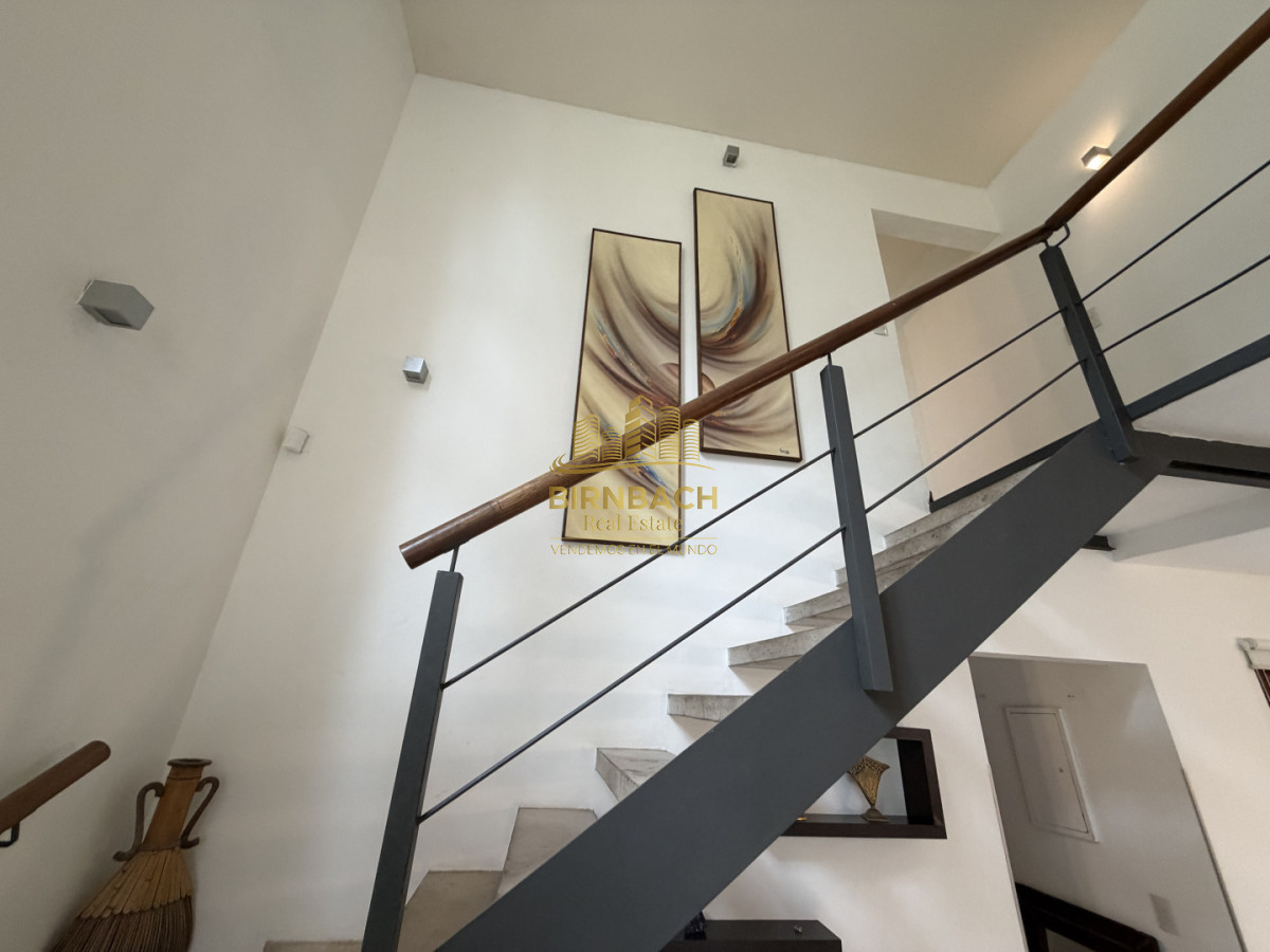 Casa ID.66 - Casa de 5 Dormitorios en Solanas Punta del Este, Venta