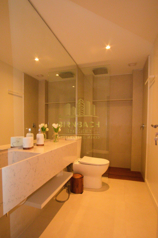 Casa ID.82 - Casa Minimalista Tres Dormitorios con Piscina en Solanas Village Punta del Este, en Venta