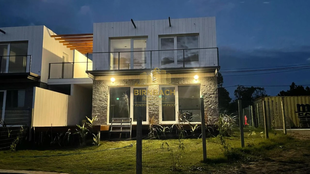 Casa ID.5 - Casa a Estrenar en La Barra, Maldonado, Venta