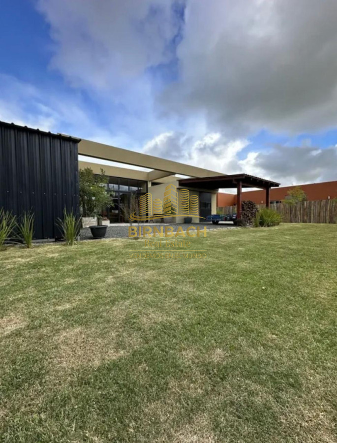 Casa ID.111 - Casa Tres Dormitorios en Una Planta con Jardín y Barbacoa en Viñedos de La Tahona, en Venta