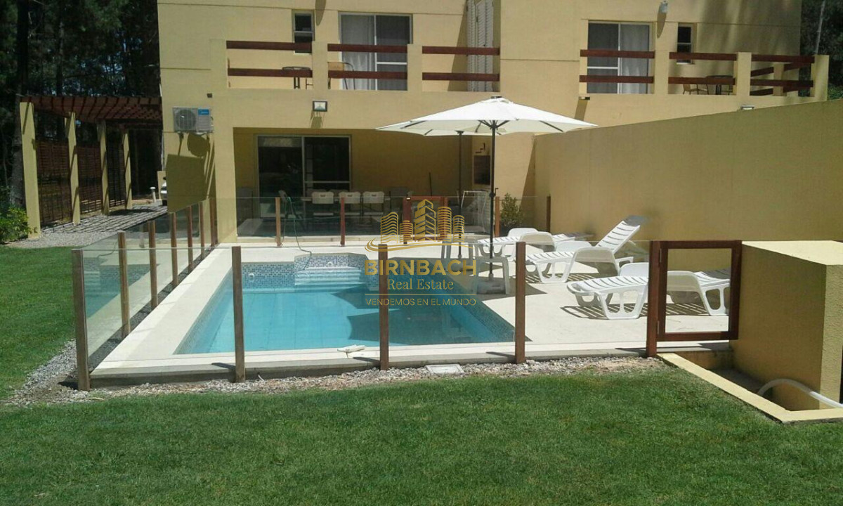 Casa ID.110 - Casa Cuatro Dormitorios en Suite con Piscina Climatizada en Village Solanas, en Venta