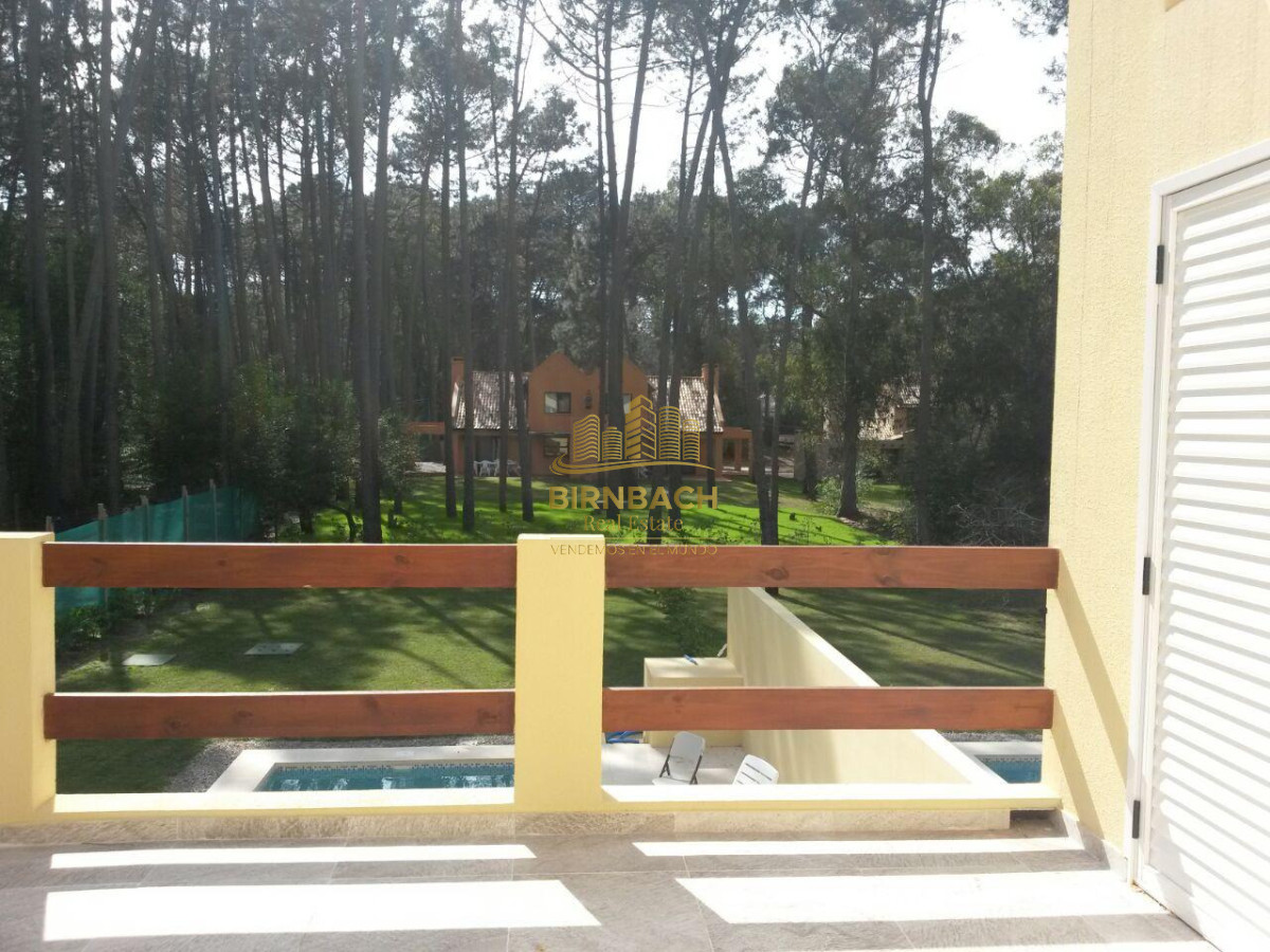 Casa ID.110 - Casa Cuatro Dormitorios en Suite con Piscina Climatizada en Village Solanas, en Venta