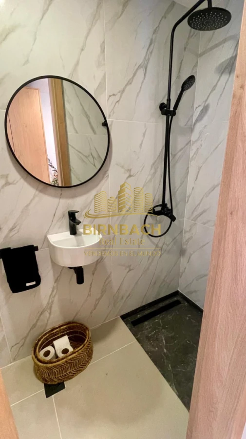 Casa ID.47 - Casa Tres Dormitorios a 500 Metros del Mar en La Barra, en Venta