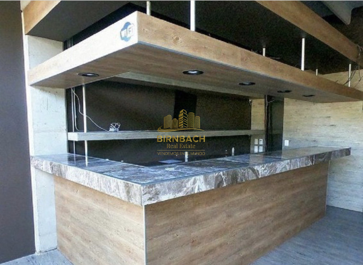 Local Comercial ID.8 - Local Comercial 99 m2 amplio deck en Punta Ballena Alquiler